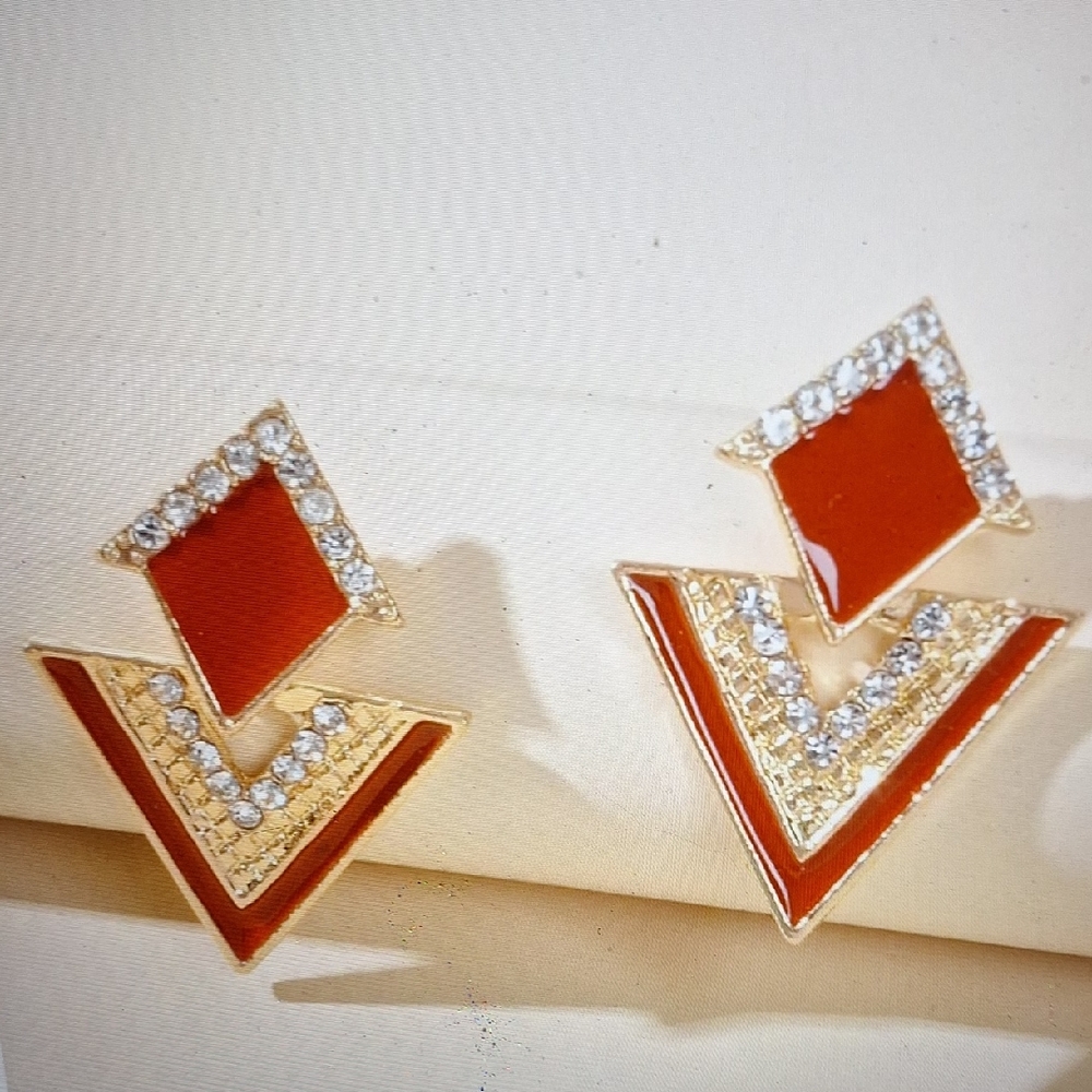 Elegant Gold and Red Geometric Earrings